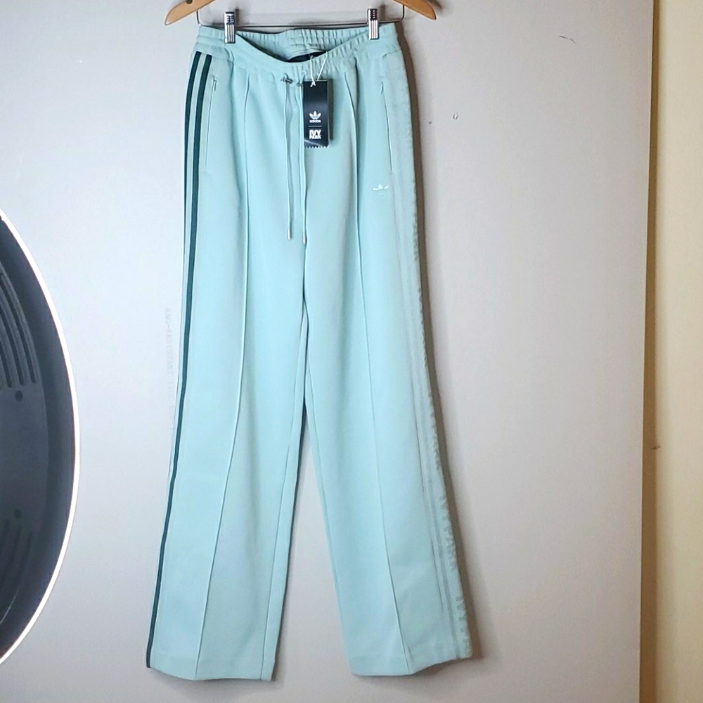 SOLD .....Ivy park adidas suit pant - Picture 3 of 8